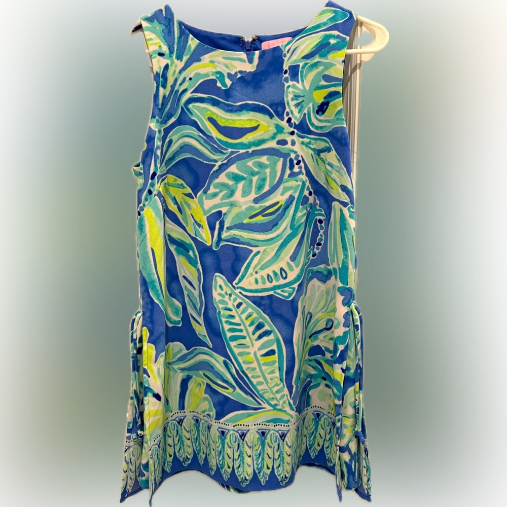 Beautiful Lilly Pulitzer romper!